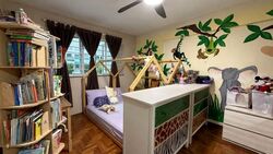 Blk 327 Jurong East Street 31 (Jurong East), HDB Executive #569743801